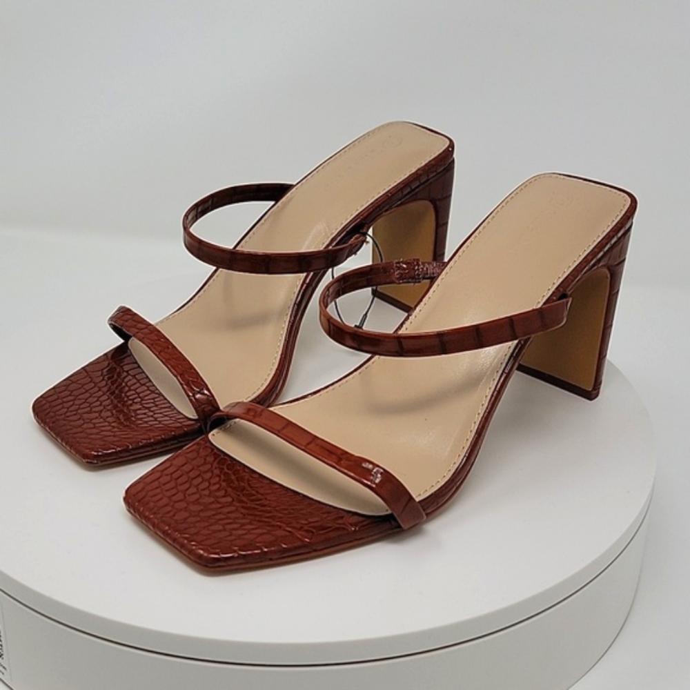 NWOB The Drop Avery Brown Croc Square Toe Two-Strap Block Heels